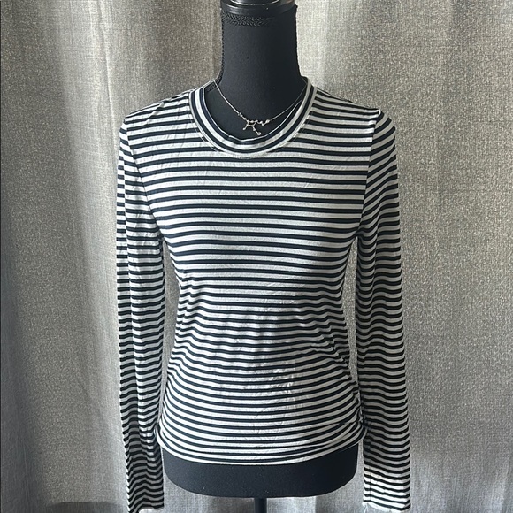 Splendid Black and White Fitted Long Sleeve Tee - Picture 1 of 4